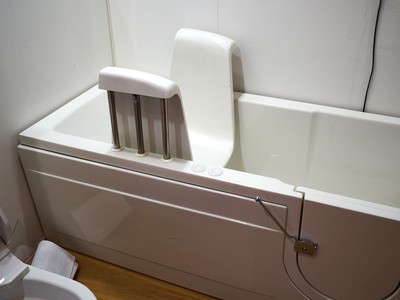 Badehilfen - Badelifter - Duschhilfen